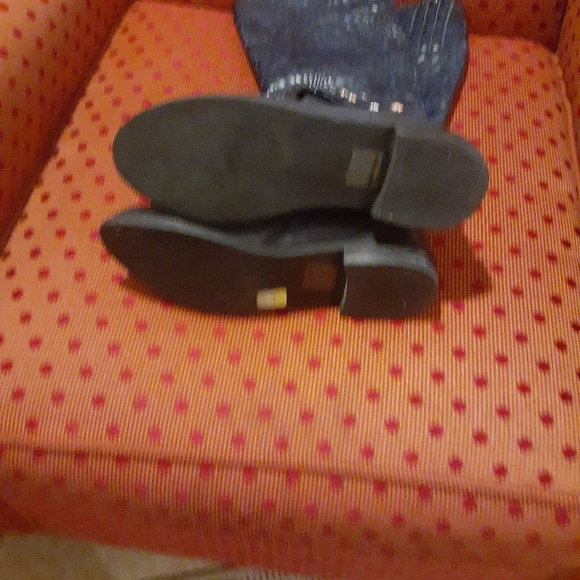 Lady Coutureboots - Picture 3 of 4